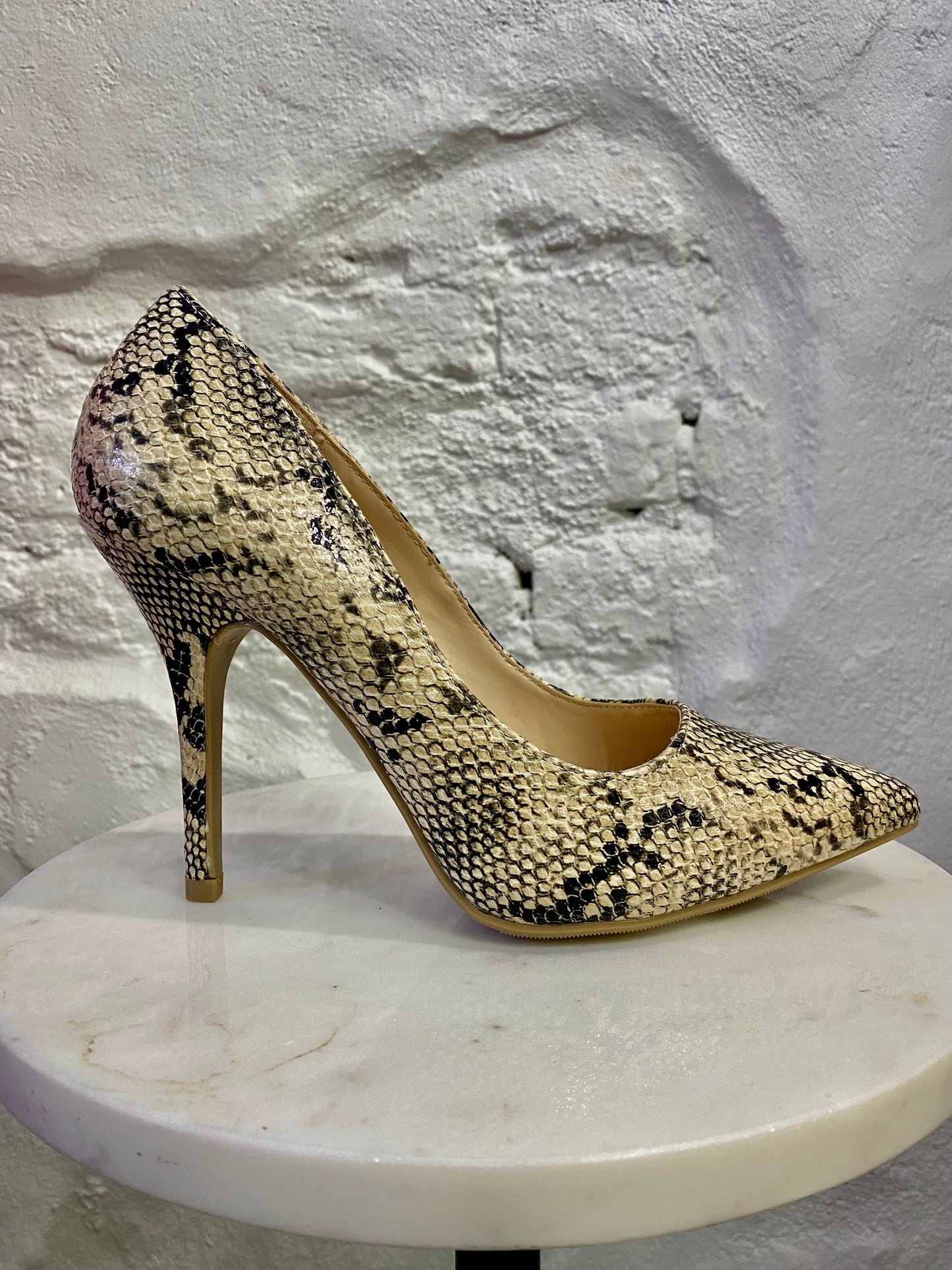 Elli Heel